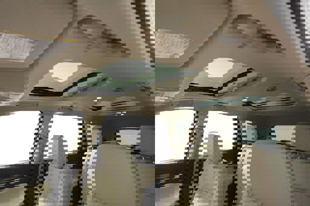 Used 2022 Buick Enclave Essence w/ Experience Buick Package image 13