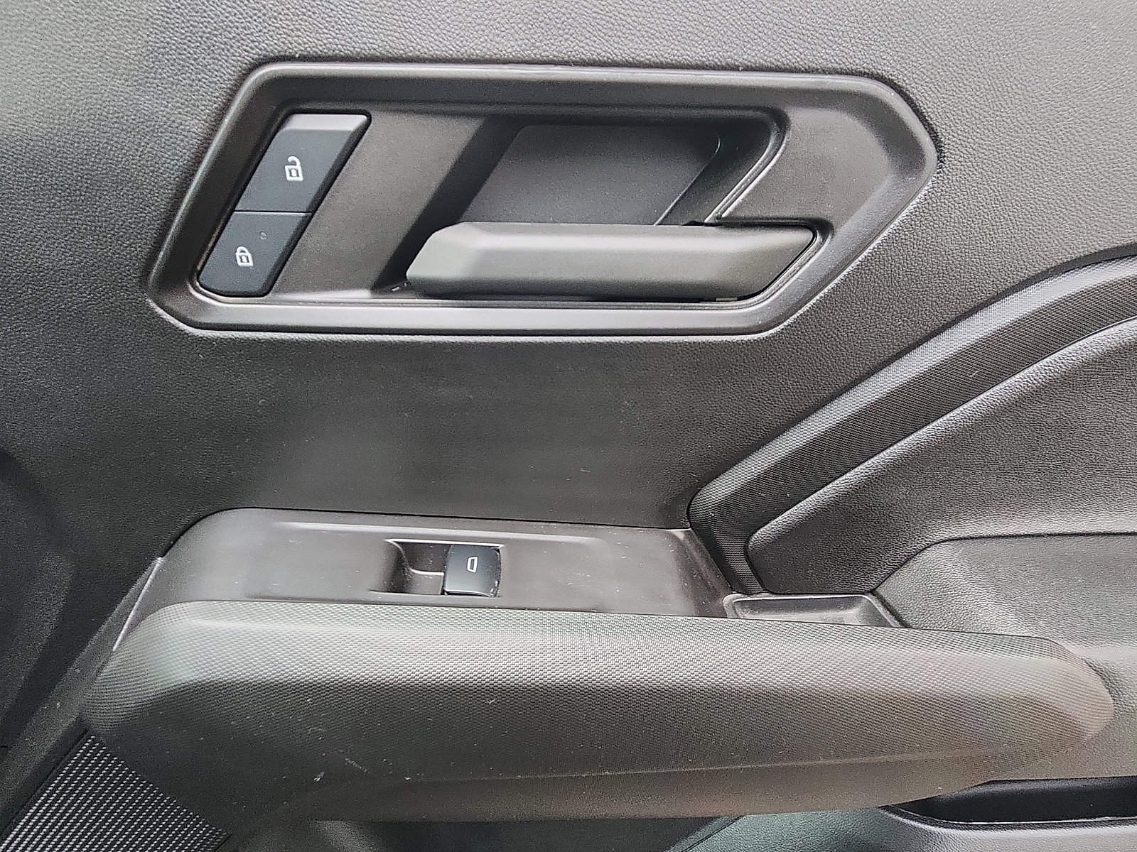 Used 2024 Chevrolet Colorado Trail Boss w/ Advanced Trailering Package image 35