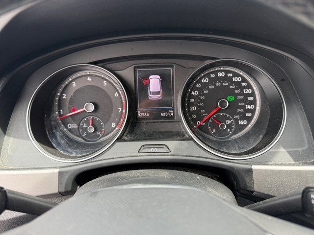 Used 2021 Volkswagen Atlas SE w/ Panoramic Sunroof Package FWD image 10
