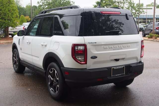 Certified 2023 Ford Bronco Sport Outer Banks w/ Tech Package AWD/4WD image 5