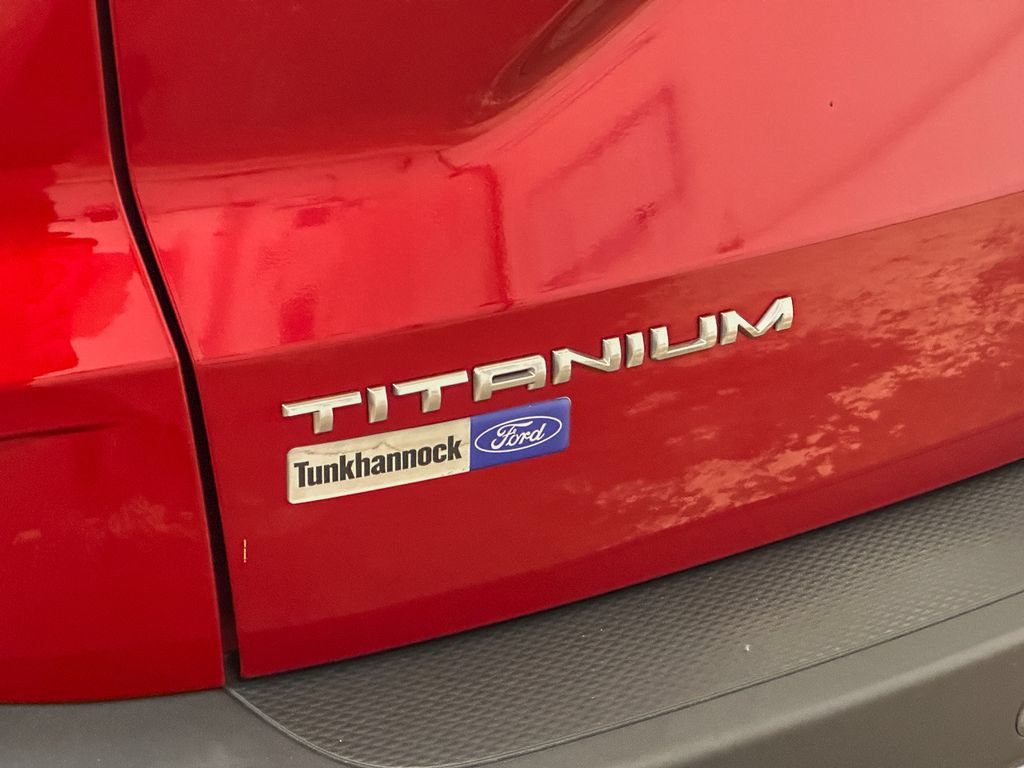 Certified 2020 Ford Escape Titanium AWD/4WD image 16