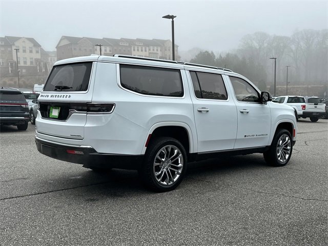 Used 2023 Jeep Grand Wagoneer L Series II w/ Premium Group II image 5