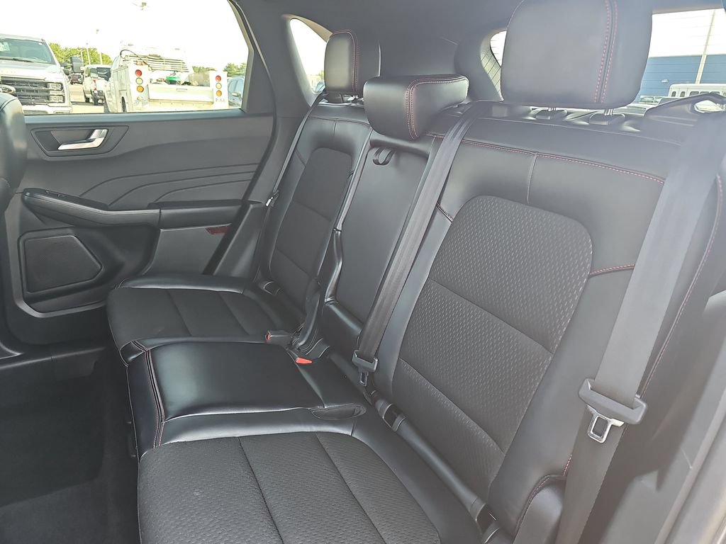 Certified 2025 Ford Escape ST-Line Select AWD/4WD image 14