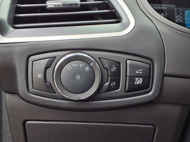 Certified 2024 Ford Edge SEL w/ Convenience Package AWD/4WD image 17