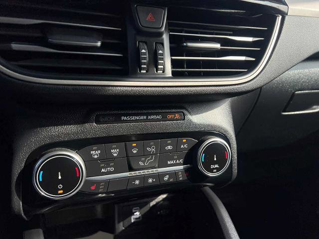 Certified 2022 Ford Escape SEL w/ Technology Package image 18