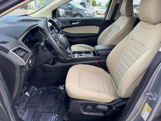 Certified 2024 Ford Edge SE image 7
