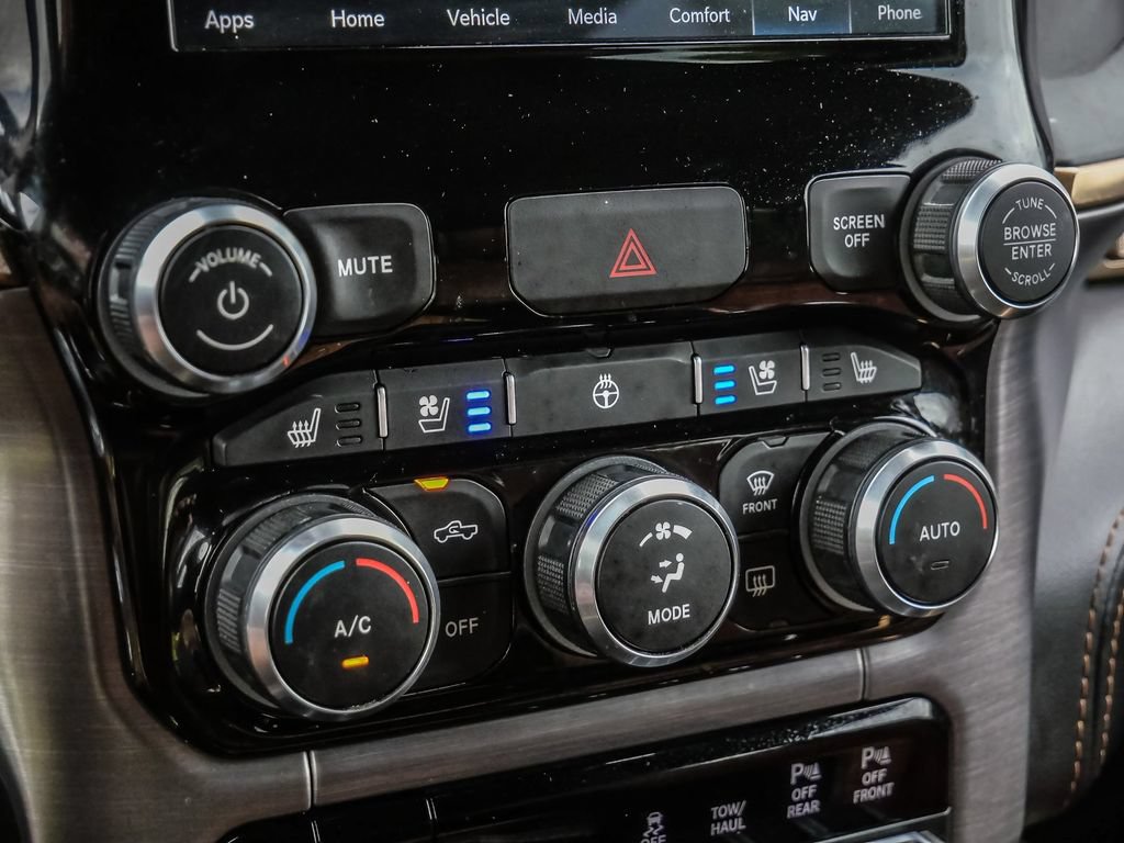 Used 2022 RAM 1500 Limited w/ Body Color Bumper Group AWD/4WD image 41