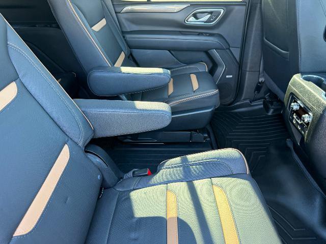 Used 2023 GMC Yukon AT4 w/ AT4 Premium Package AWD/4WD image 14