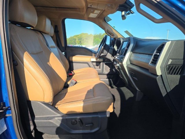 Certified 2022 Ford F350 Lariat w/ Lariat Ultimate Package AWD/4WD image 4