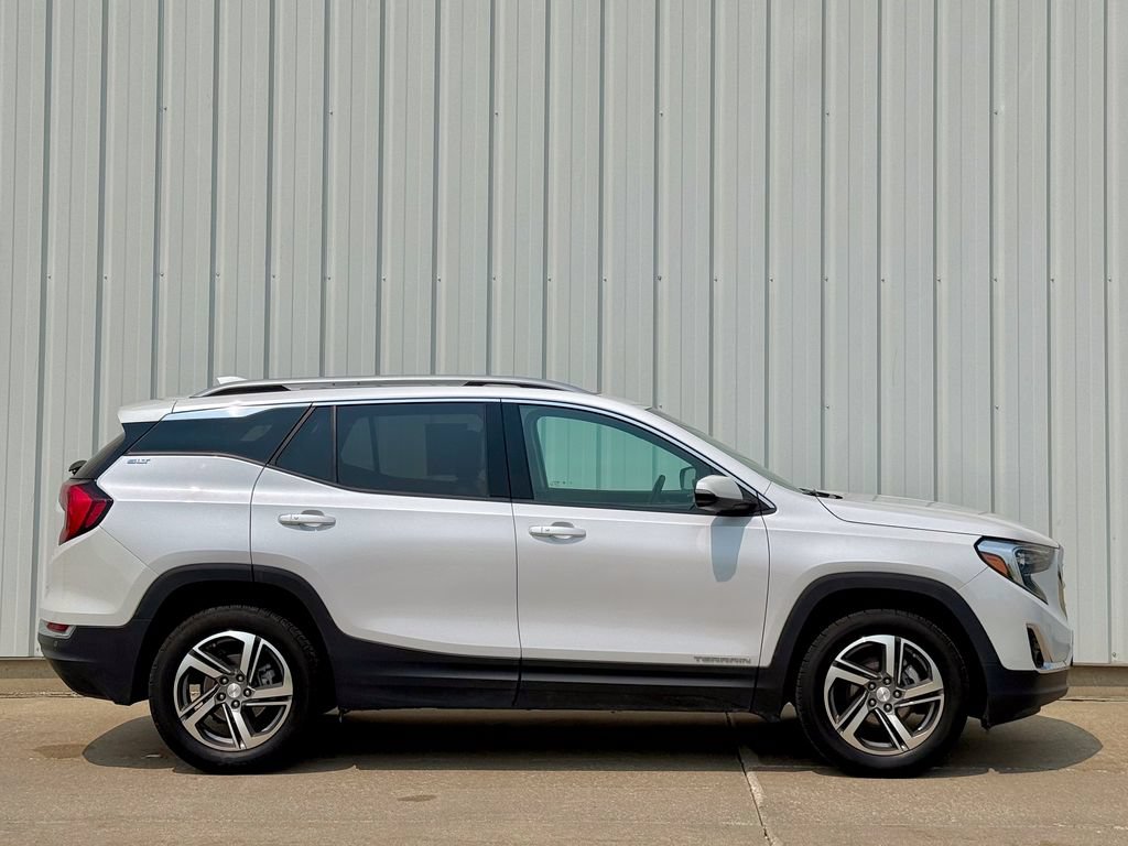 Used 2021 GMC Terrain SLT w/ Infotainment Package II AWD/4WD image 7