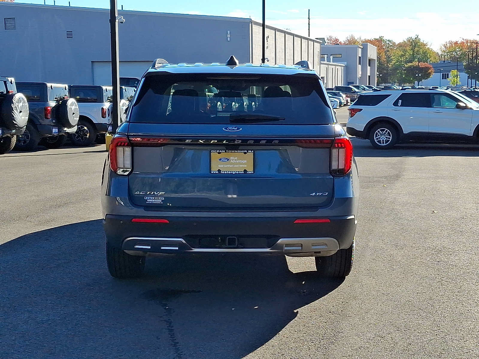 Certified 2025 Ford Explorer Active w/ Active Comfort Package AWD/4WD image 5