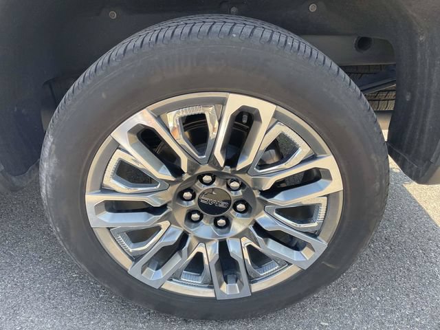 Used 2025 GMC Sierra 1500 Denali Ultimate AWD/4WD image 11
