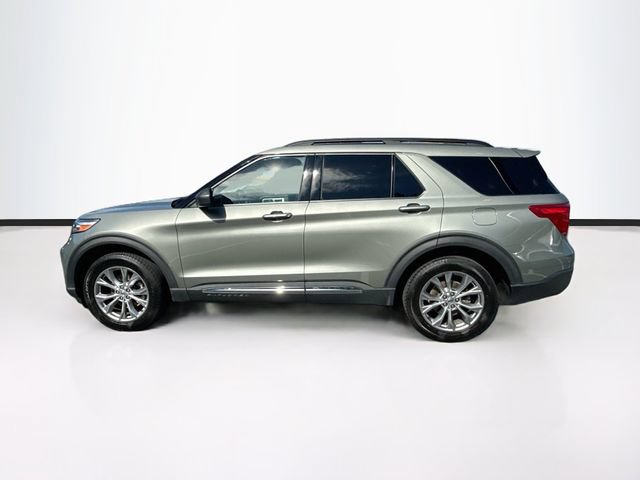 Certified 2020 Ford Explorer XLT w/ Equipment Group 202A AWD/4WD image 6