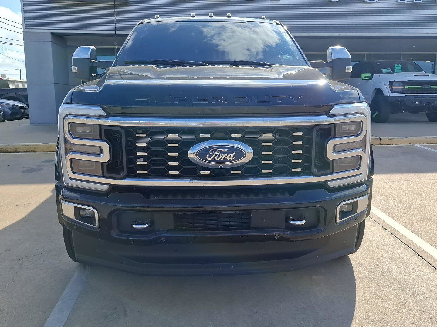 Certified 2024 Ford F450 Platinum w/ FX4 Off-Road Package AWD/4WD image 26