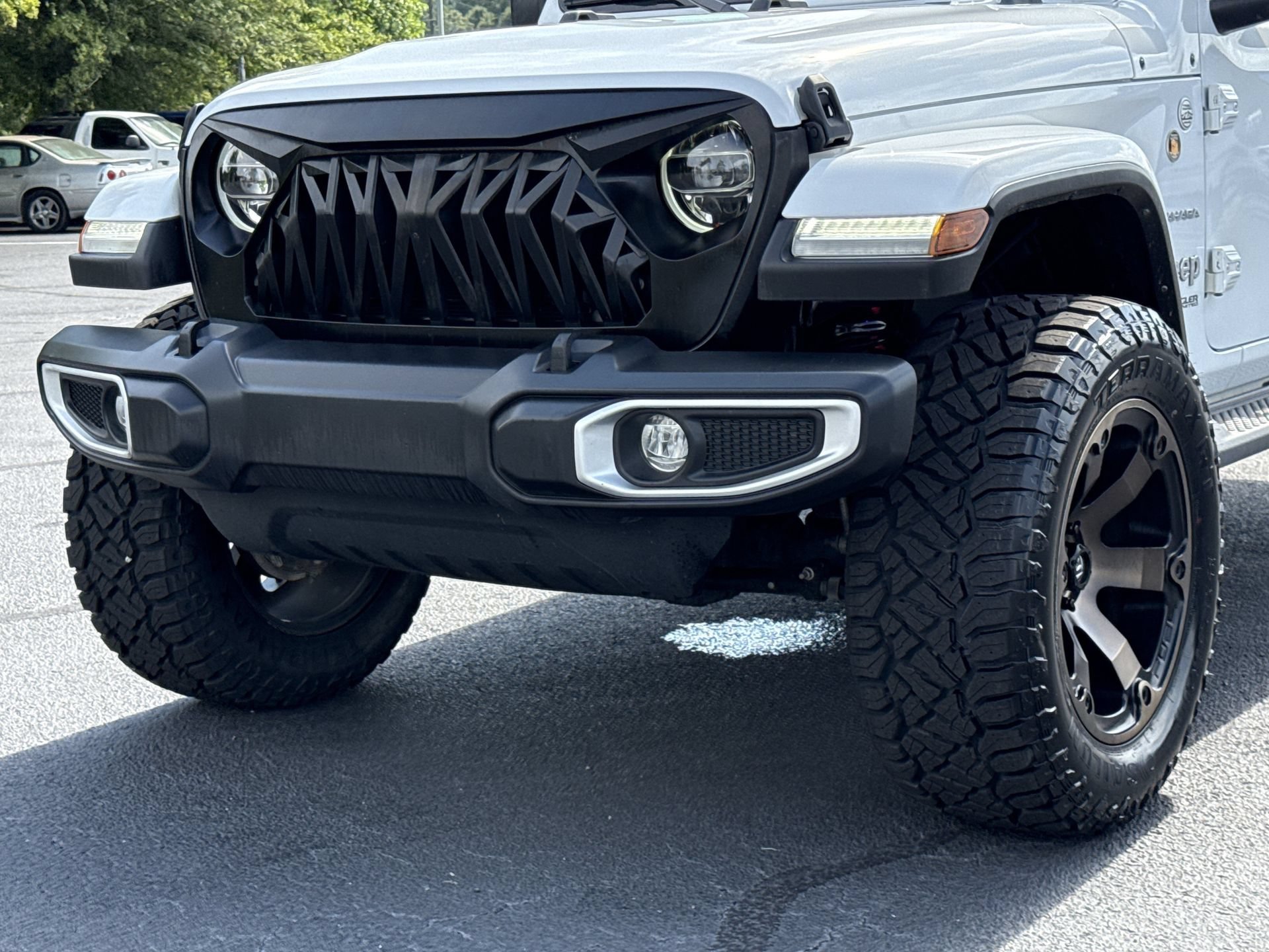 Used 2022 Jeep Wrangler Unlimited Sahara w/ LED Lighting Group AWD/4WD image 31