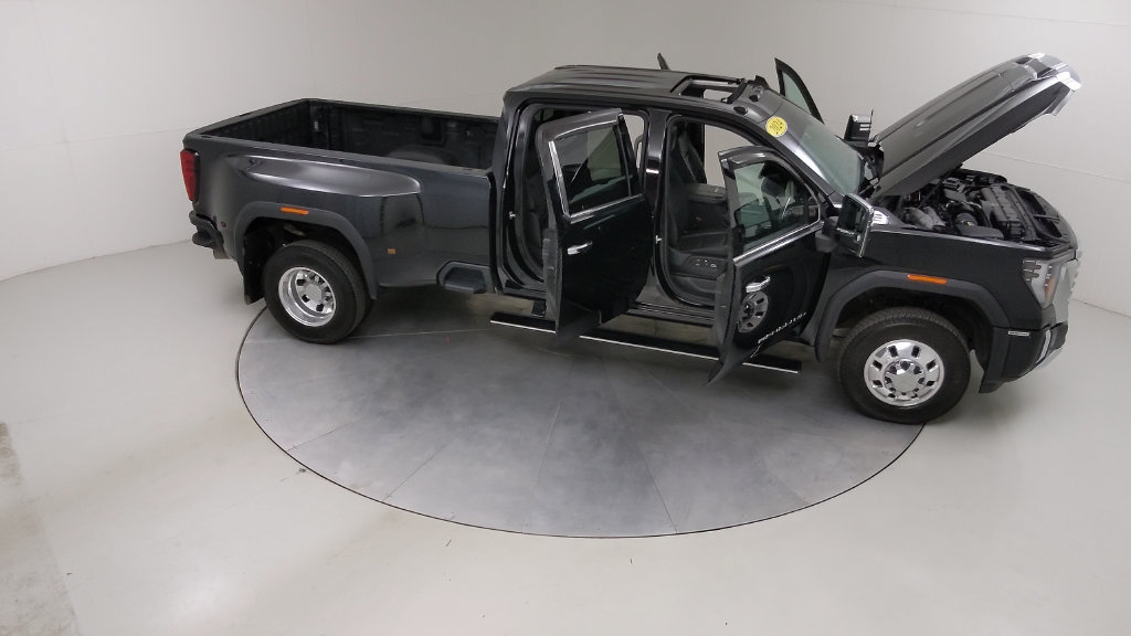 Used 2024 GMC Sierra 3500 Denali w/ Denali Reserve Package AWD/4WD image 50