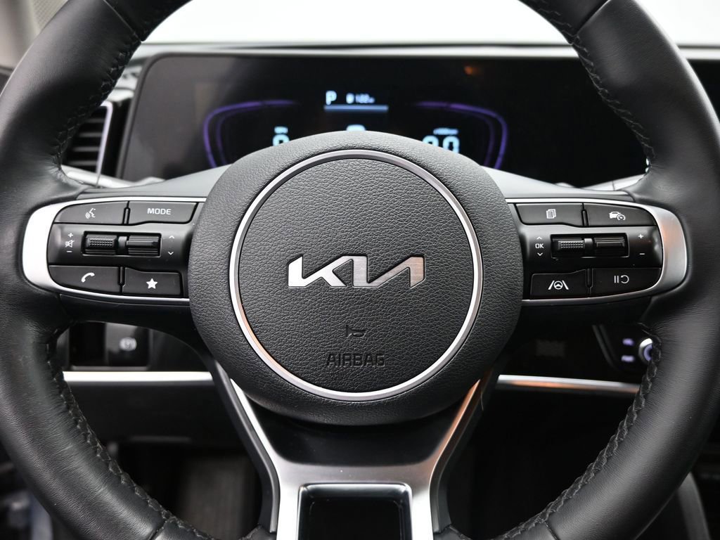 Used 2023 Kia Sportage EX image 40