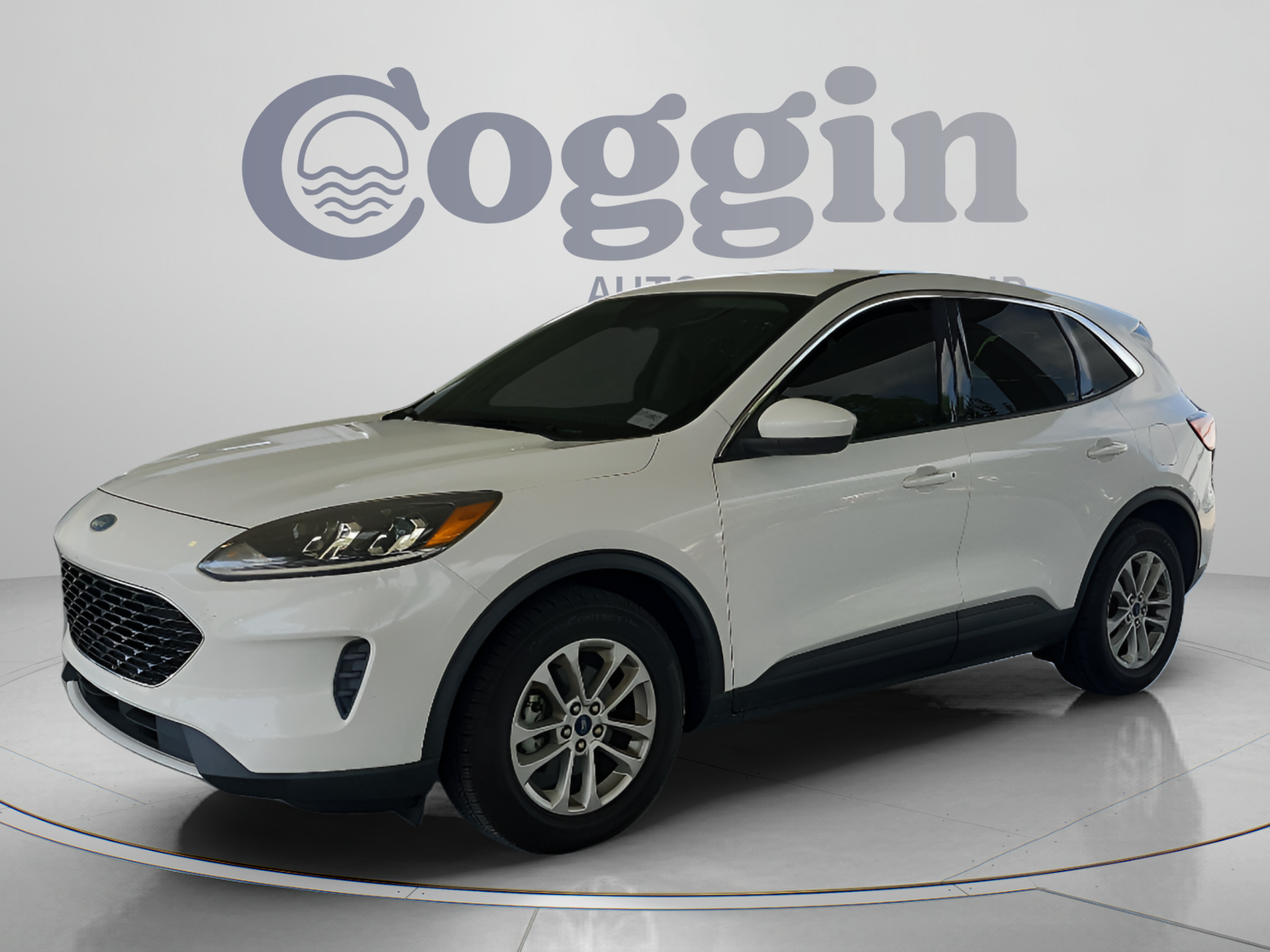 Certified 2020 Ford Escape SE