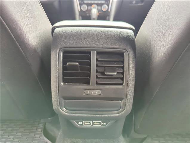 Used 2022 Volkswagen Passat 2.0T R-Line image 20