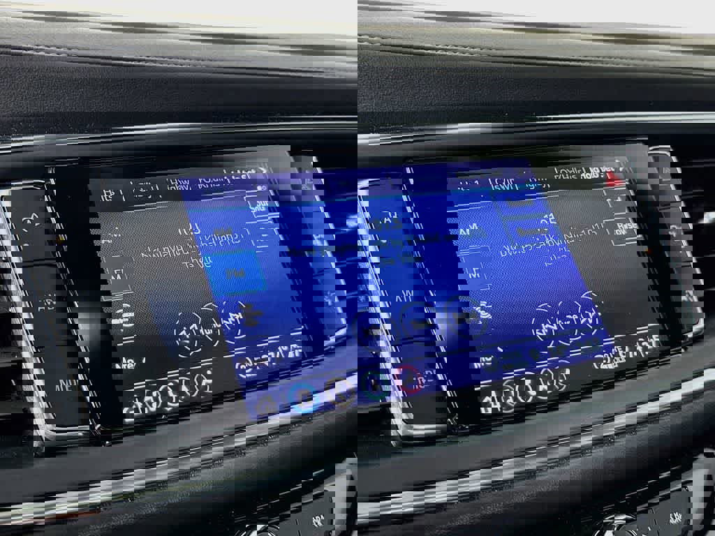 Used 2023 Buick Enclave Avenir w/ Avenir Technology Package AWD/4WD image 20