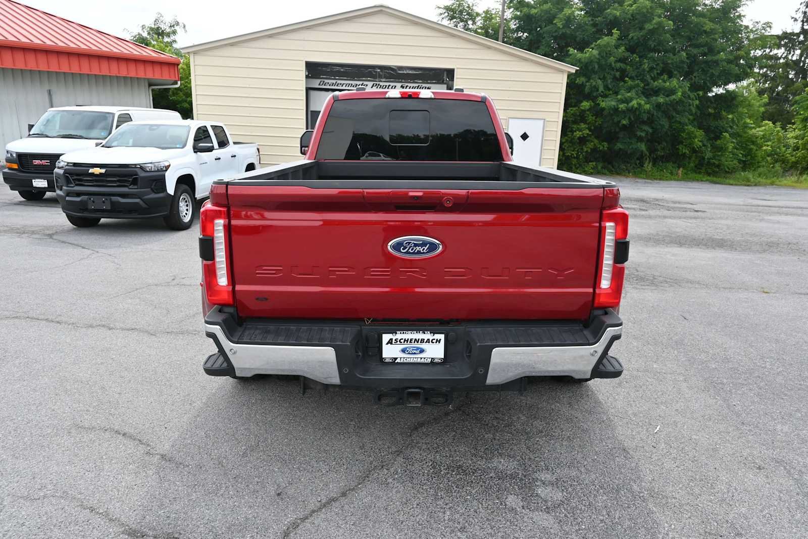 Certified 2025 Ford F350 Lariat w/ Lariat Ultimate Package AWD/4WD image 5