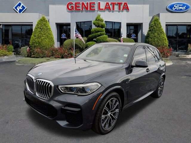 Used 2022 BMW X5 xDrive45e w/ M Sport Package AWD/4WD image 3