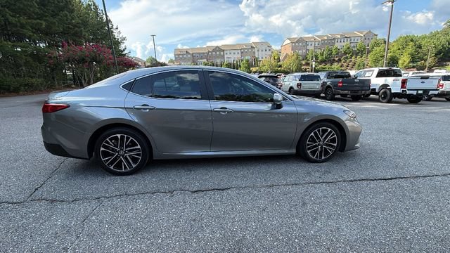 Used 2025 Toyota Camry XLE FWD image 8