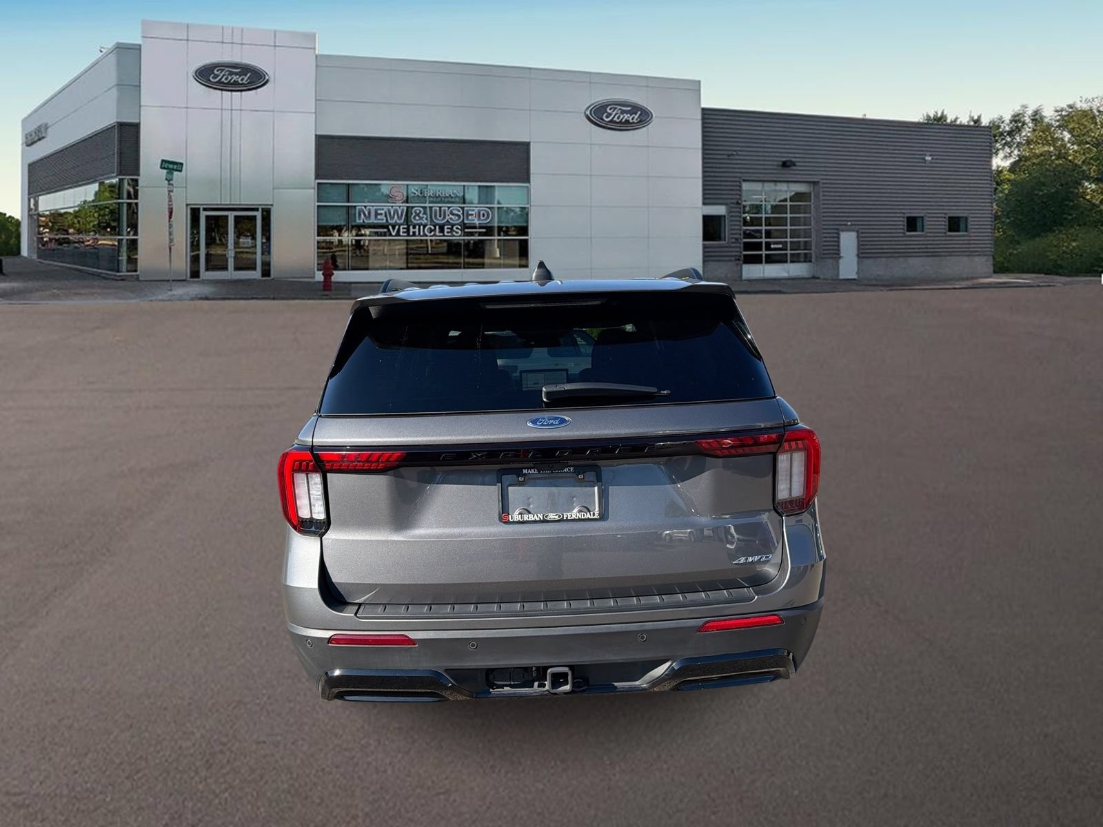 Certified 2025 Ford Explorer ST-Line AWD/4WD image 9