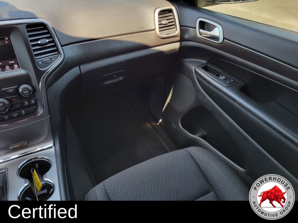 Used 2018 Jeep Grand Cherokee Laredo RWD image 20