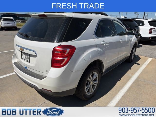 Used 2017 Chevrolet Equinox LT w/ Convenience Package image 3