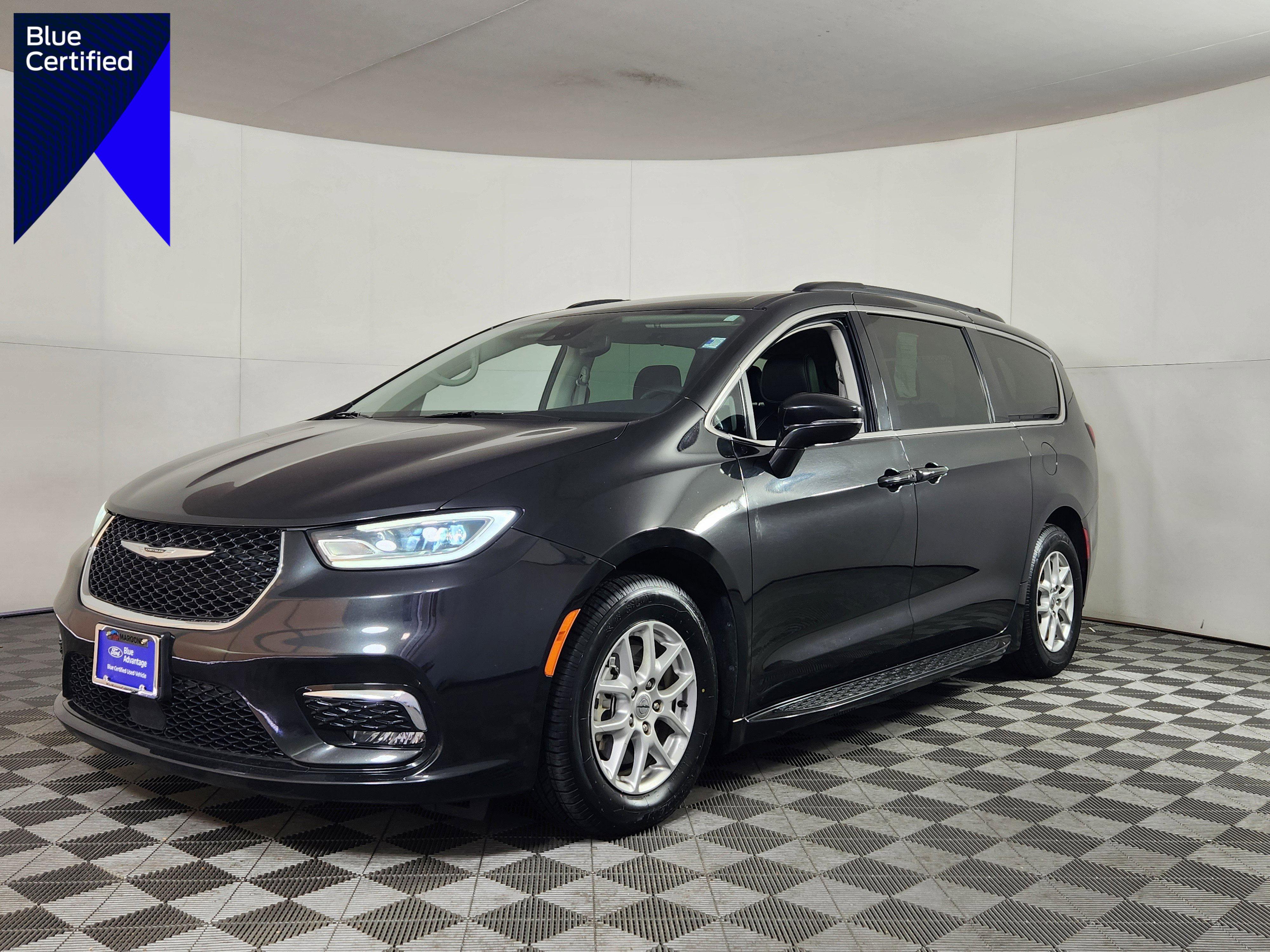 Used 2022 Chrysler Pacifica Touring-L