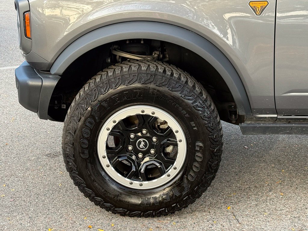 Certified 2023 Ford Bronco Badlands w/ Sasquatch Package AWD/4WD image 6