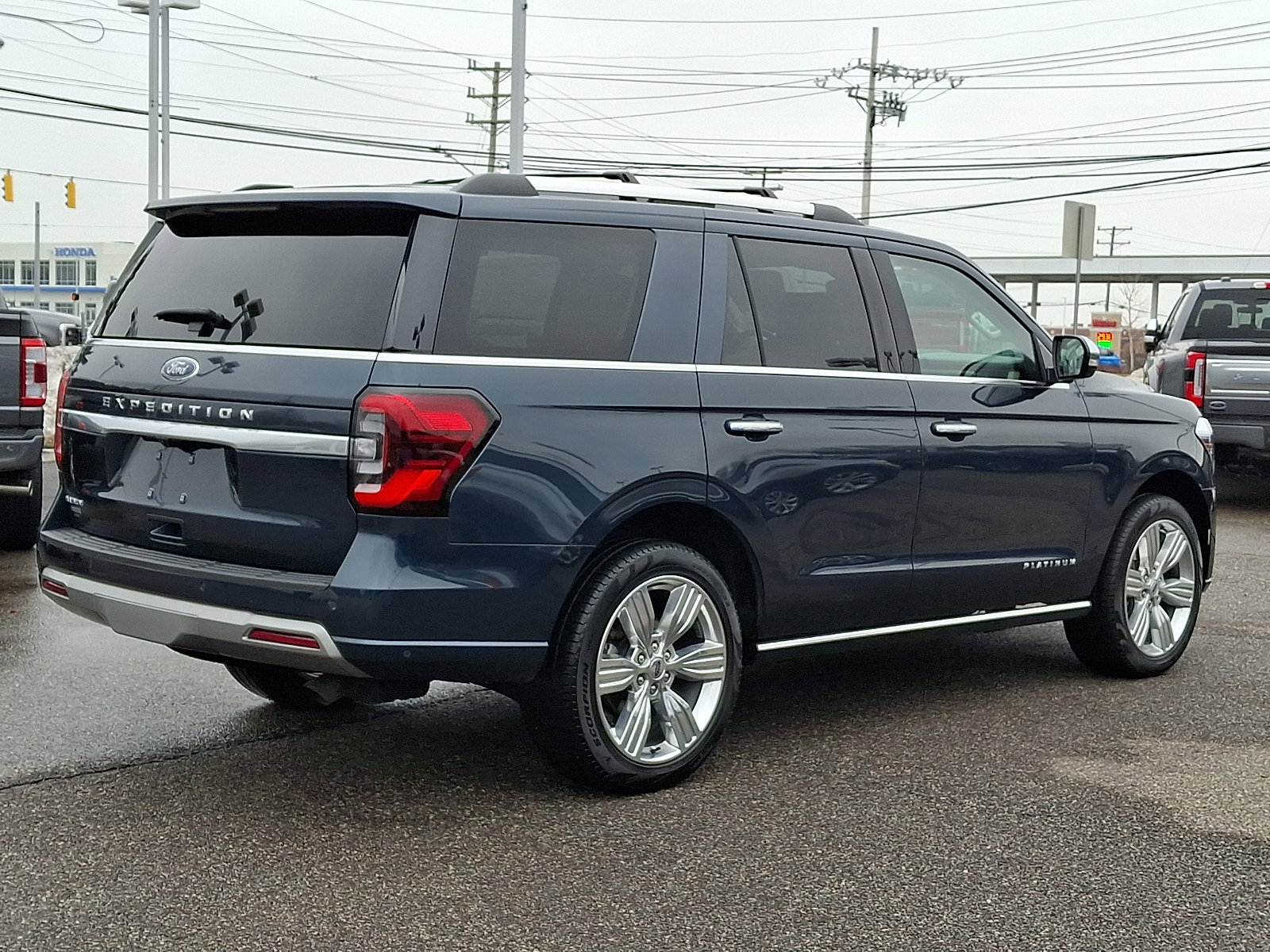 Certified 2024 Ford Expedition Platinum image 11