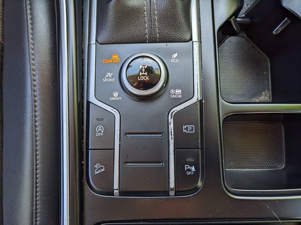 Used 2022 Kia Sorento S w/ Panoramic Sunroof Package AWD/4WD image 10