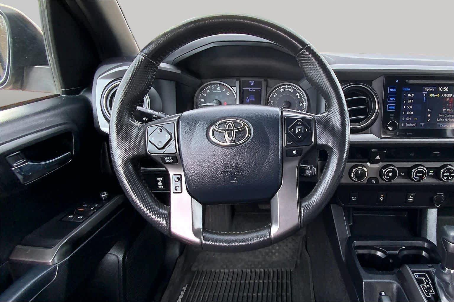 Used 2017 Toyota Tacoma TRD Off-Road w/ Tow Package AWD/4WD image 6