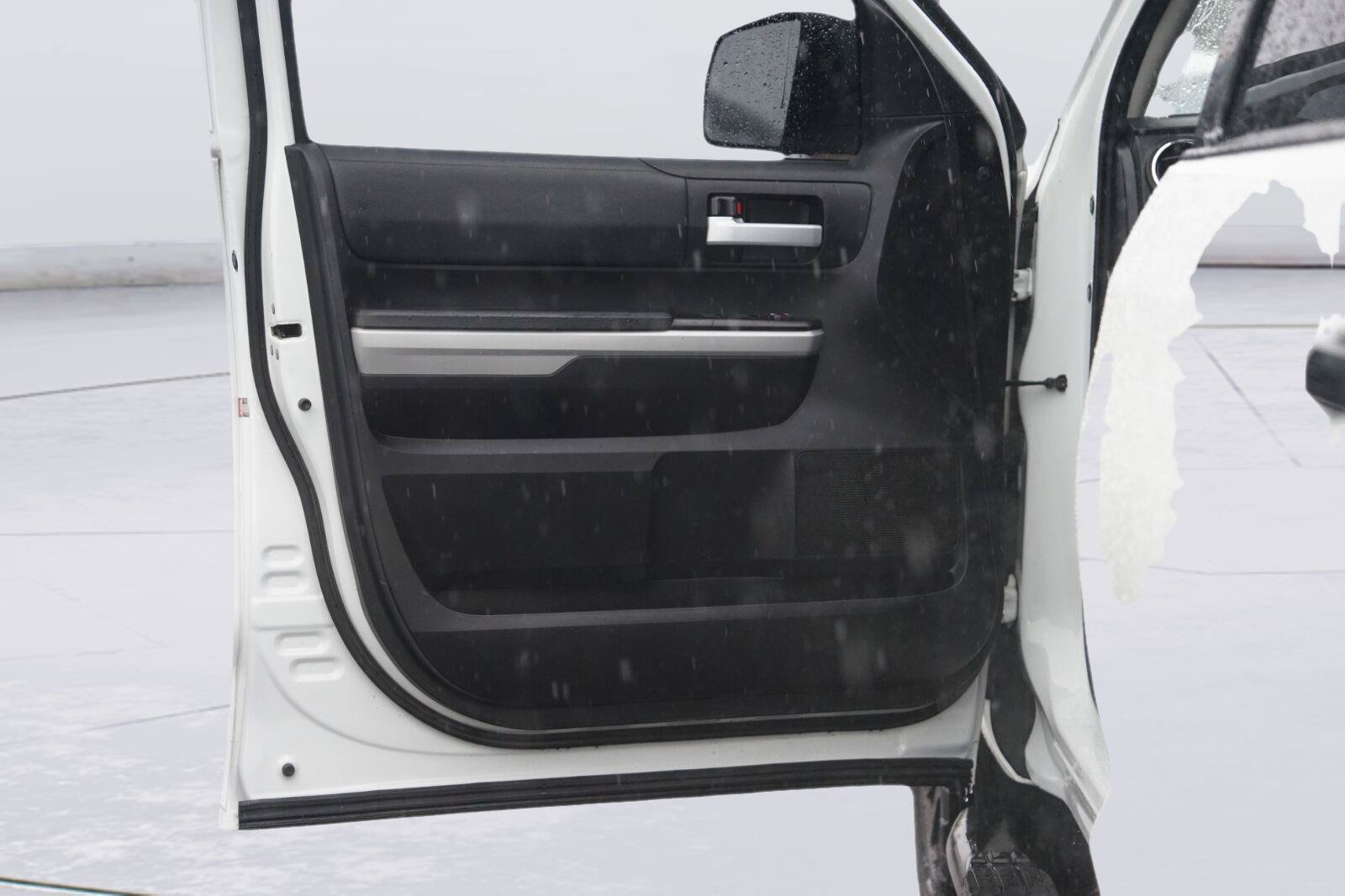 Used 2021 Toyota Tundra SR5 RWD image 31