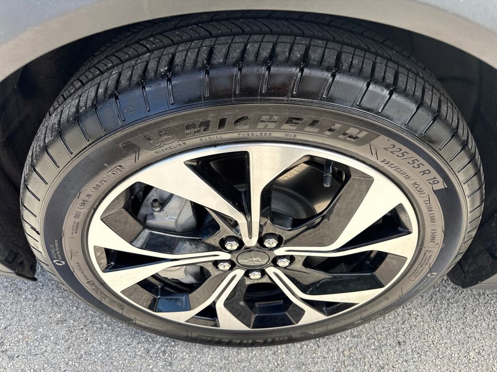 Certified 2025 Ford Mustang Mach-E Select AWD/4WD image 12
