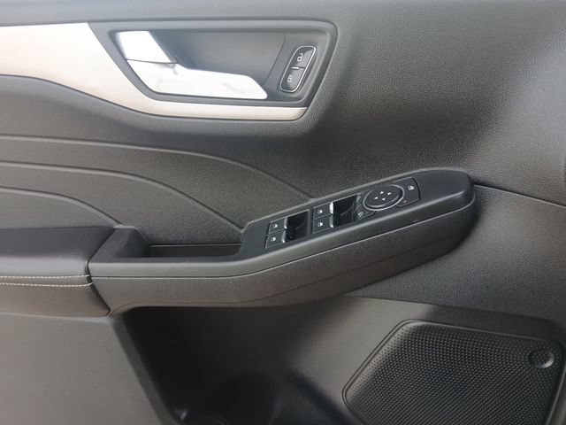 Certified 2021 Ford Escape SEL AWD/4WD image 18
