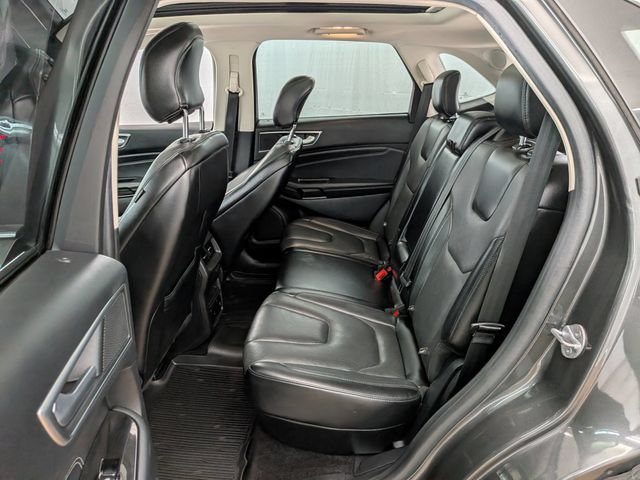 Certified 2017 Ford Edge Titanium w/ Equipment Group 301A AWD/4WD image 18