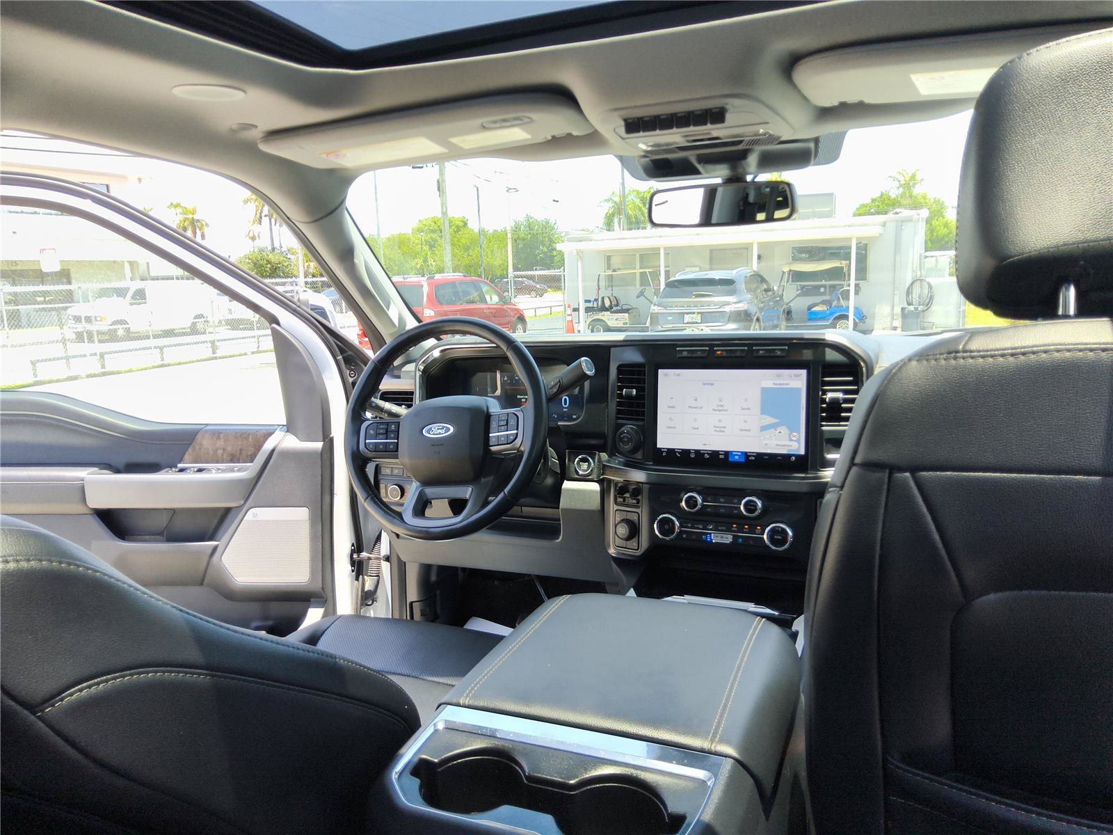 Certified 2024 Ford F350 Lariat w/ Lariat Ultimate Package AWD/4WD image 24