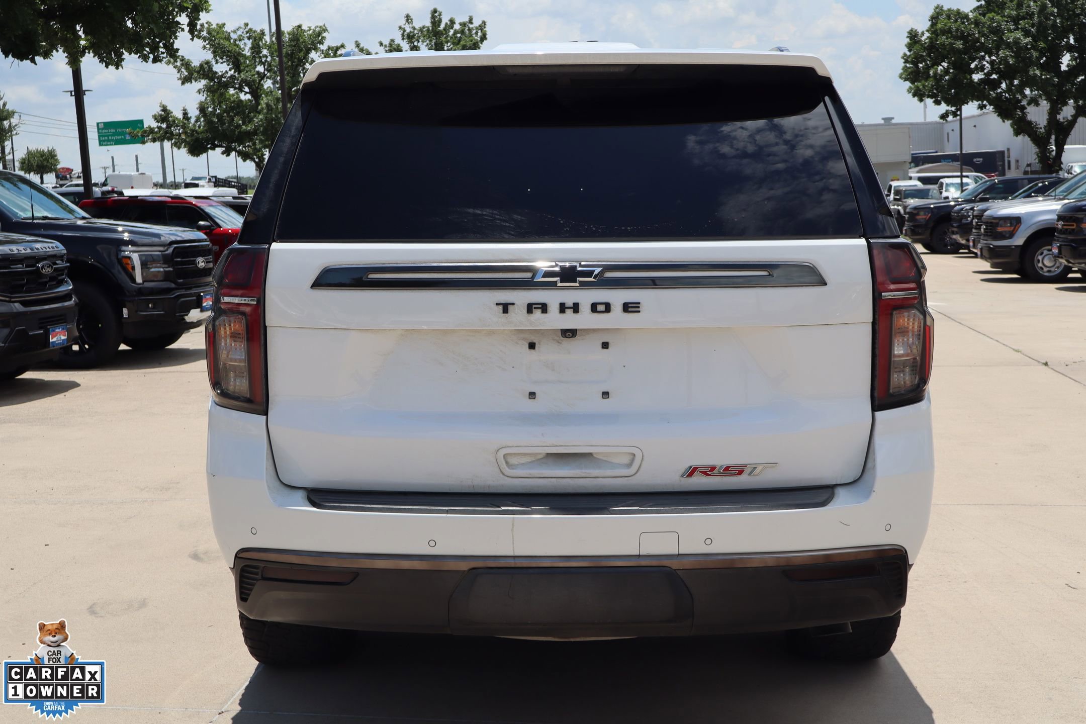 Used 2022 Chevrolet Tahoe RST w/ Luxury Package AWD/4WD image 4