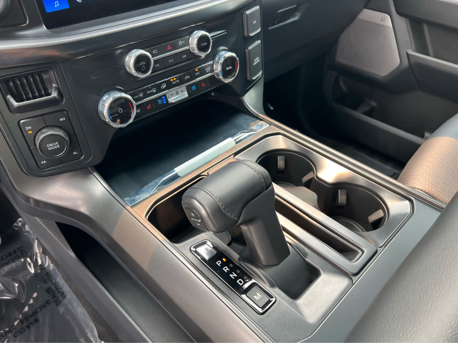 Certified 2025 Ford F150 Lariat AWD/4WD image 39