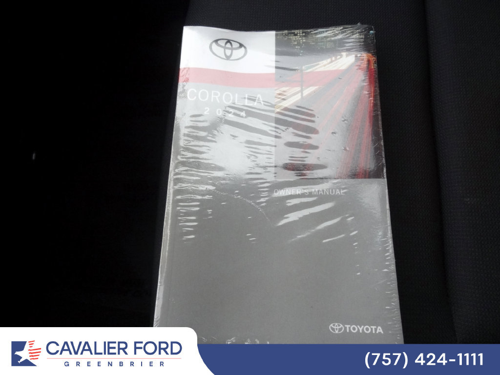 Used 2024 Toyota Corolla LE FWD image 24