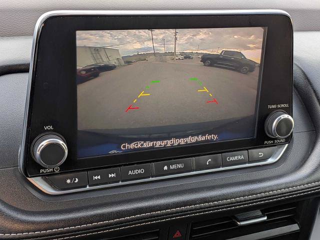 Used 2023 Nissan Rogue S AWD/4WD image 23