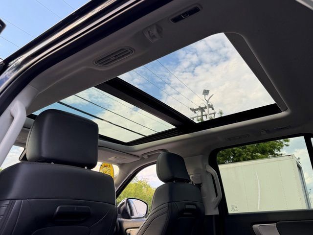 Certified 2025 Ford Expedition Max Active AWD/4WD image 10