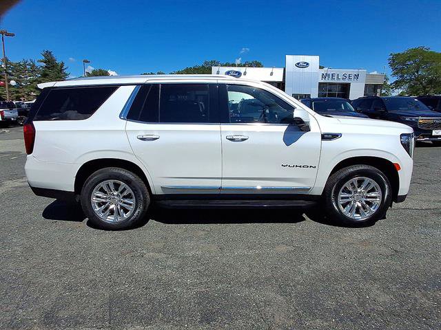 Used 2021 GMC Yukon SLT w/ SLT Premium Package AWD/4WD image 9