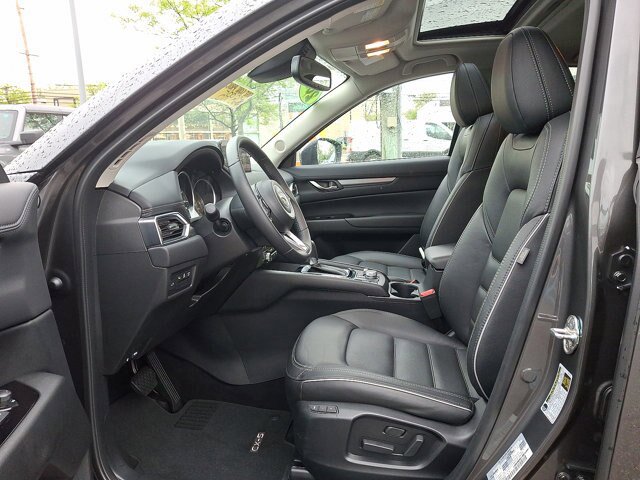 Used 2024 MAZDA CX-5 AWD 2.5 S w/ Preferred Package image 3