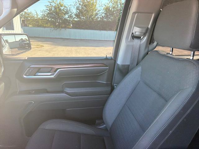 Used 2025 Chevrolet Silverado 1500 LT w/ Protection Package AWD/4WD image 27