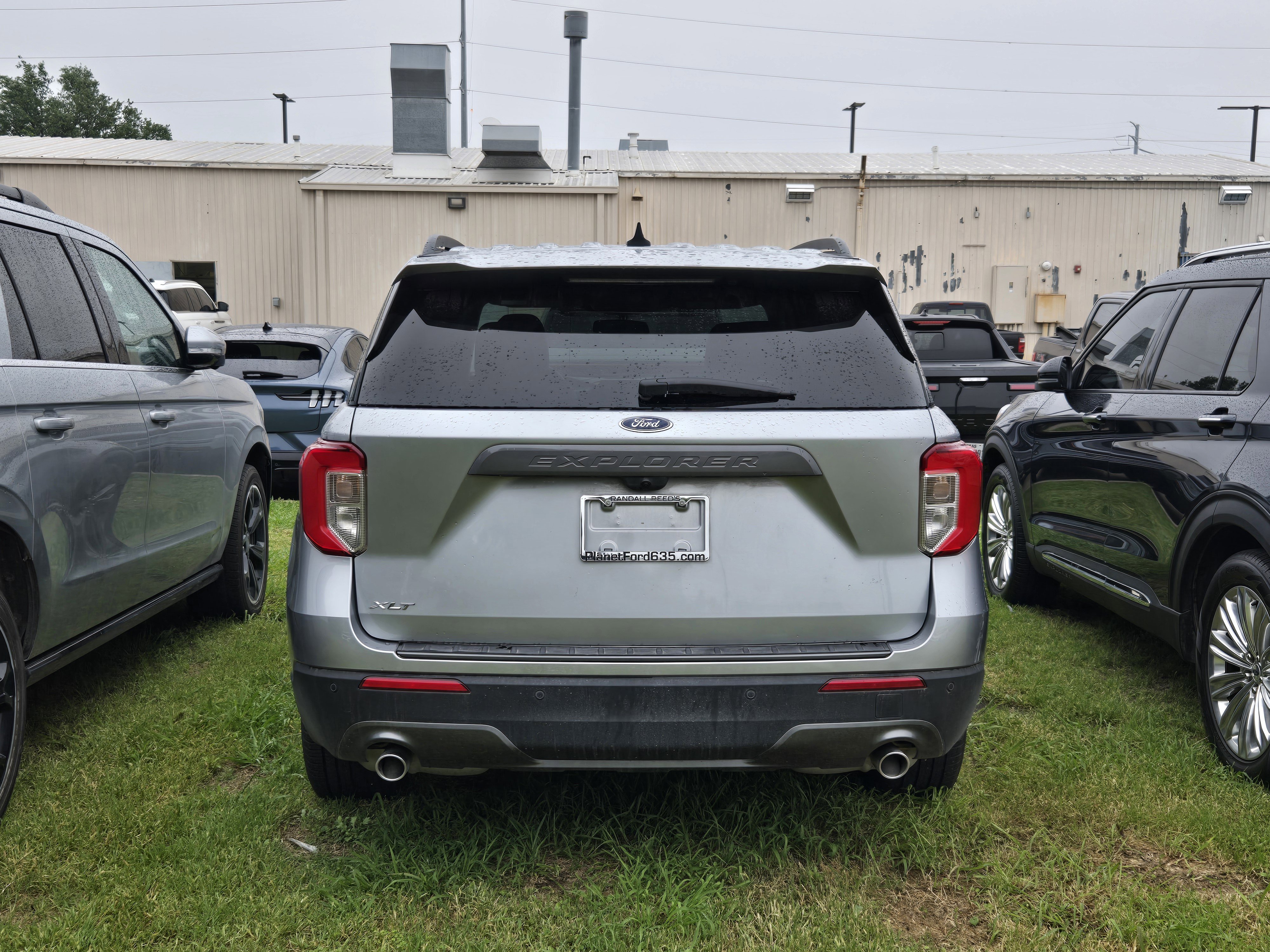 Certified 2023 Ford Explorer XLT w/ Equipment Group 202A RWD image 5