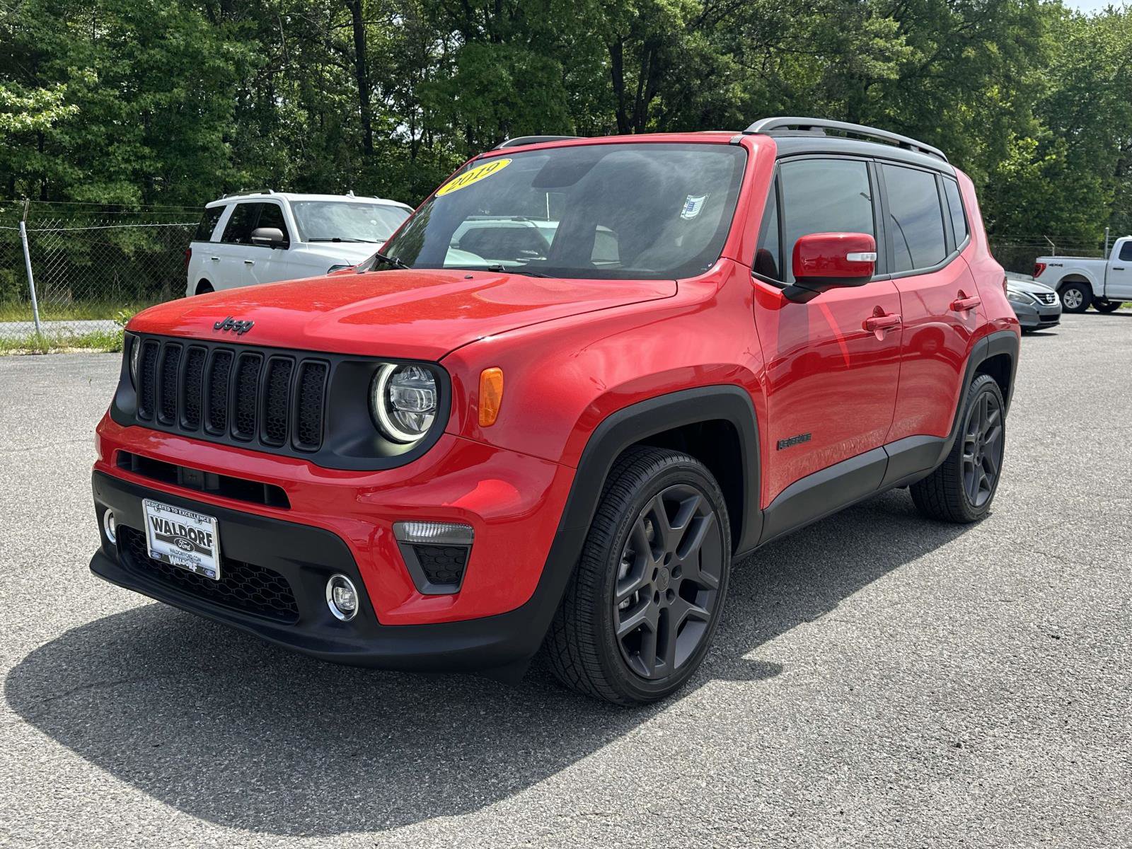 Used 2019 Jeep Renegade Limited w/ Quick Order Package 22P FWD image 3
